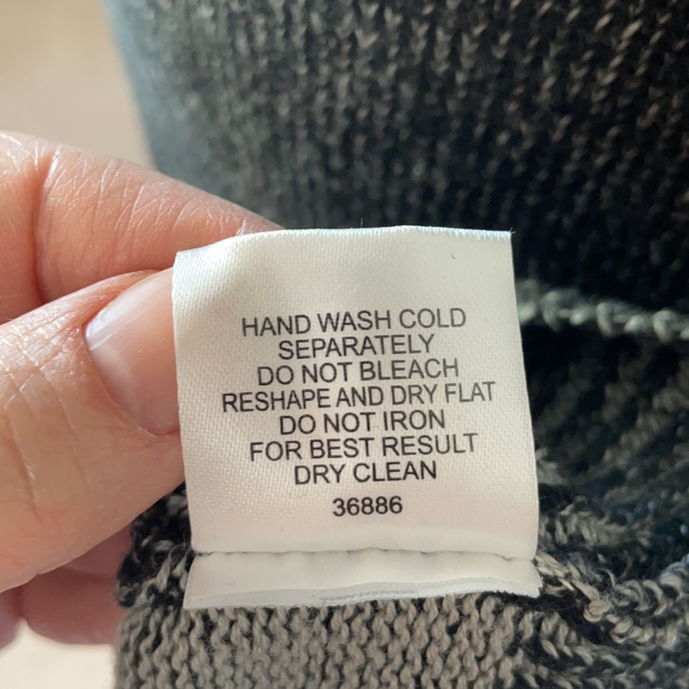 Romeo & Juliet Couture Black and Gray Fringe Sweater Dress - Size Small - Picture 12 of 12